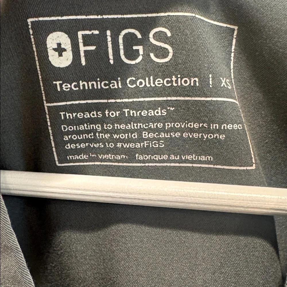 Figs Technical Collection Scrub Top